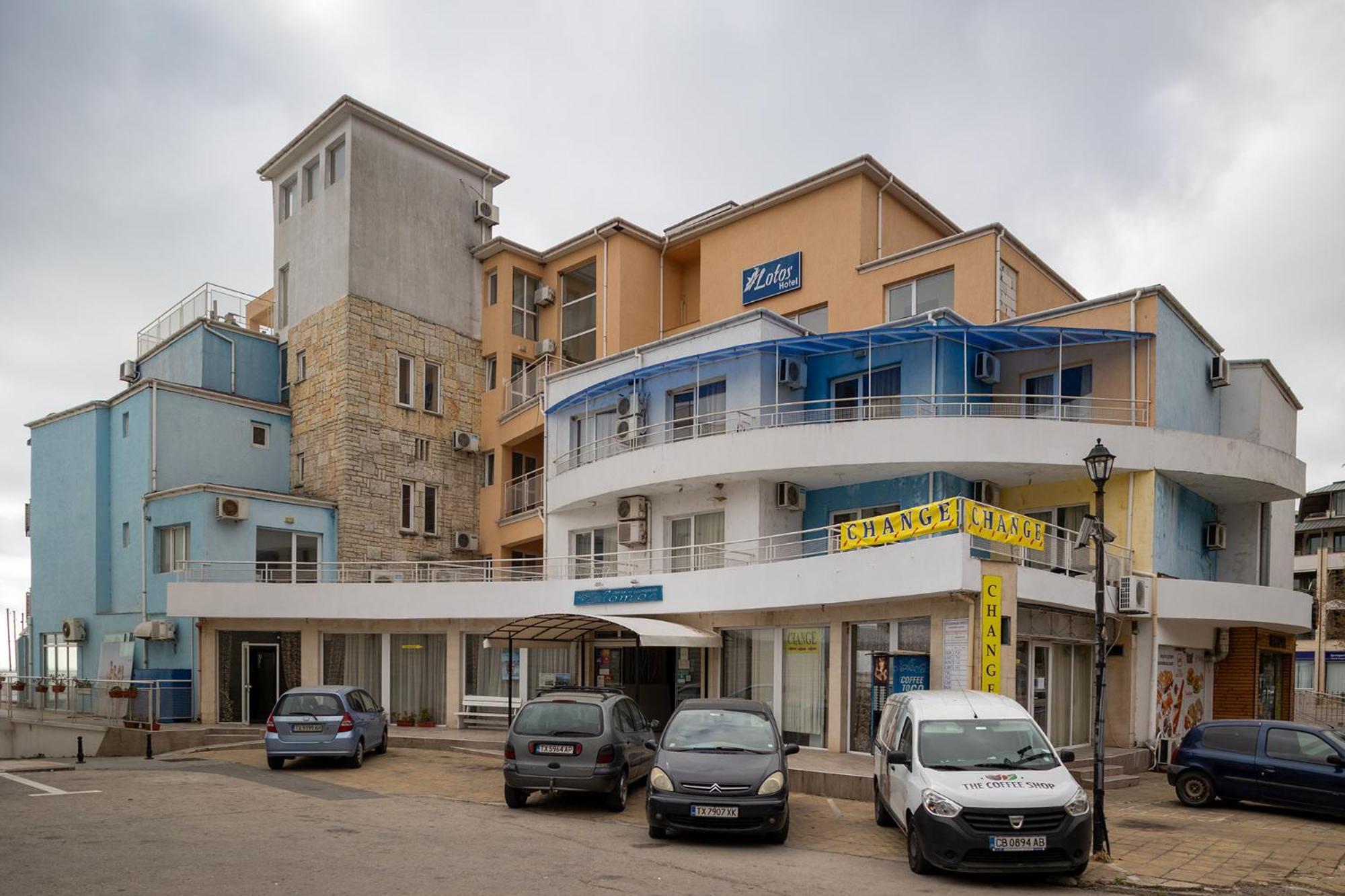Lotos Hotel Балчик Экстерьер фото