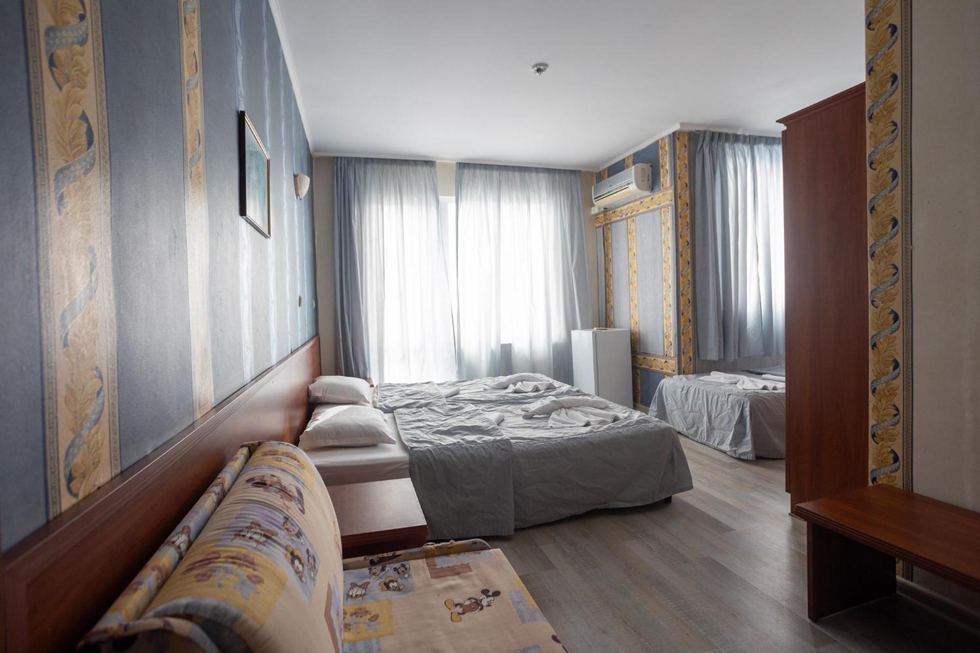 Lotos Hotel Балчик Экстерьер фото