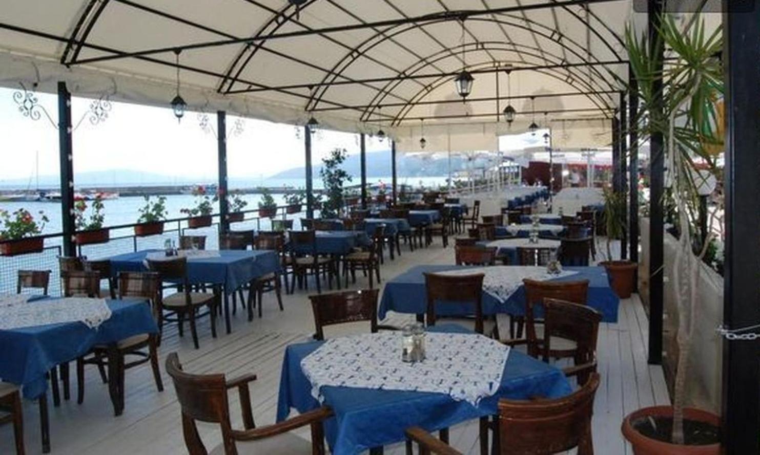 Lotos Hotel Балчик Экстерьер фото
